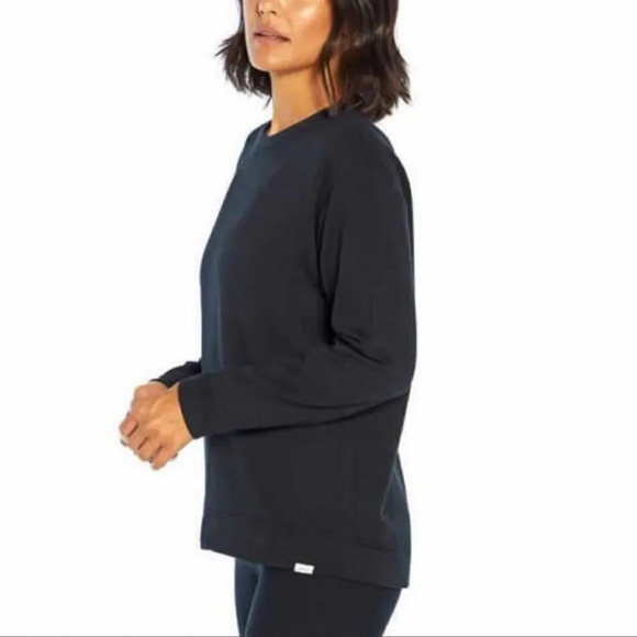 Orvis Ladies' Crewneck Pullover - Picture 5 of 9